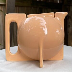 Teapot with Peach Square Art Deco Design